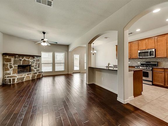 2nd image of 5021 Berkley Dr