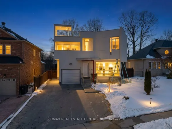 64 Aviemore Dr, Toronto, ON M9L 2L7