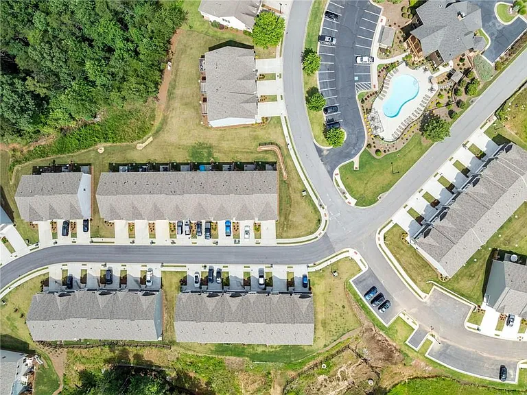 300 Stoneybrook Dr — Photo 41