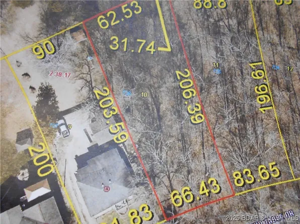 Round Table Dr, Camdenton, MO 65020