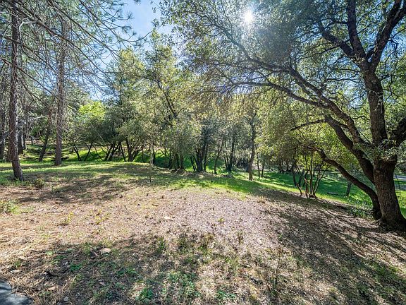 4th image of 1621 Coyote Dr