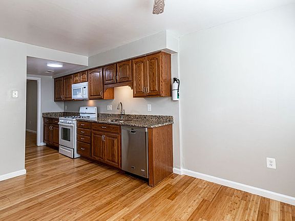 5th image of 4311 Elliot Ct