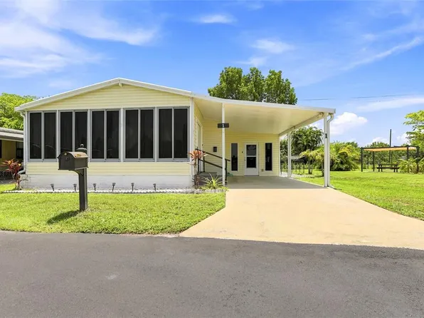 1 Poinsettia Dr, Fort Myers, FL 33905