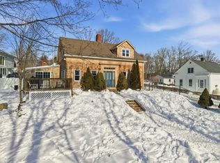 18 High St, Scituate, RI 02831