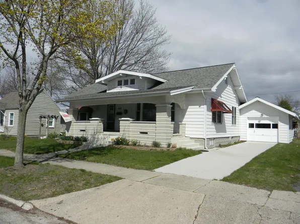 420 N Ferry St, Ludington, MI 49431
