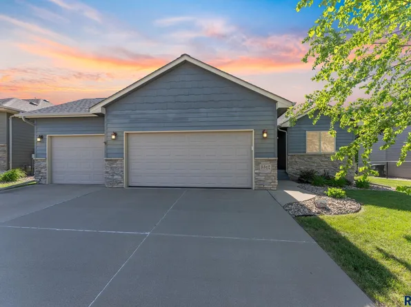 5312 S Sirocco Ave, Sioux Falls, SD 57108