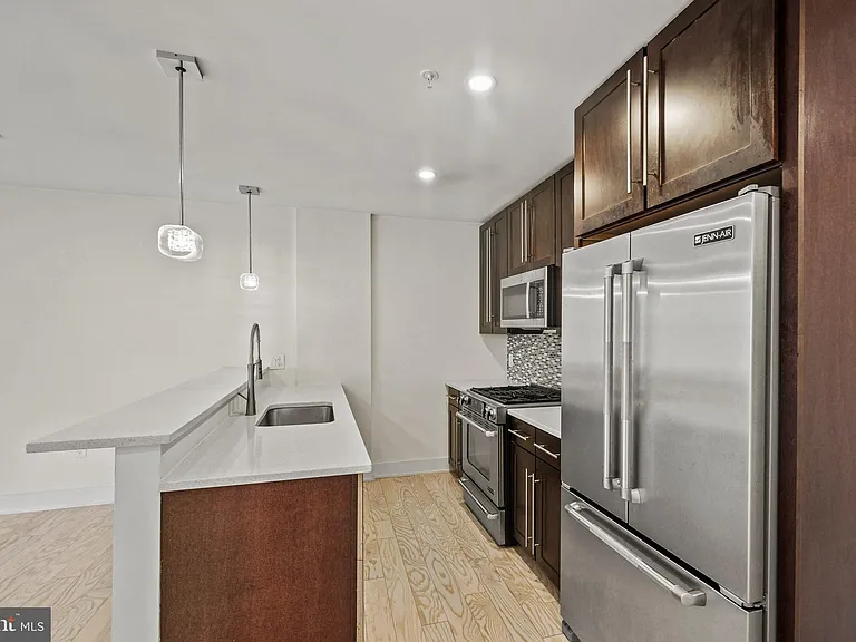 2101 11th St NW #103 — Photo 11