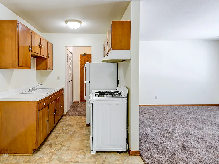 Pillsbury Apartments — Photo 5