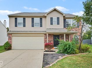 12442 Quarterback Ln, Fishers, IN 46037