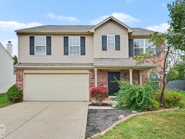 12442 Quarterback Ln, Fishers, IN 46037