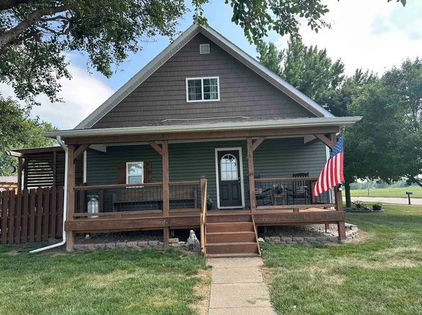 1615 W C St, Hastings, NE 68901