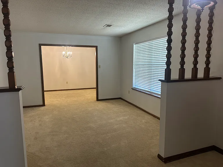 608 S Baridon St — Photo 21