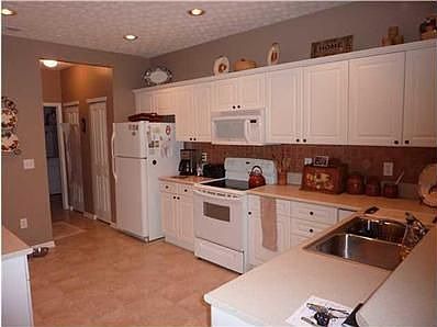 4th image of 4384 Crimson Maple Ln