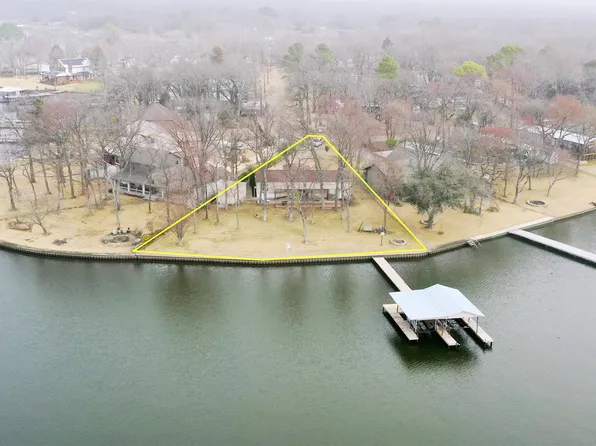 156 Bay Dr, Mabank, TX 75156