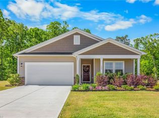 126 Piebald Dr, King, NC 27021