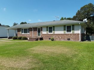 701 Weaver Dr, Goldsboro, NC 27530
