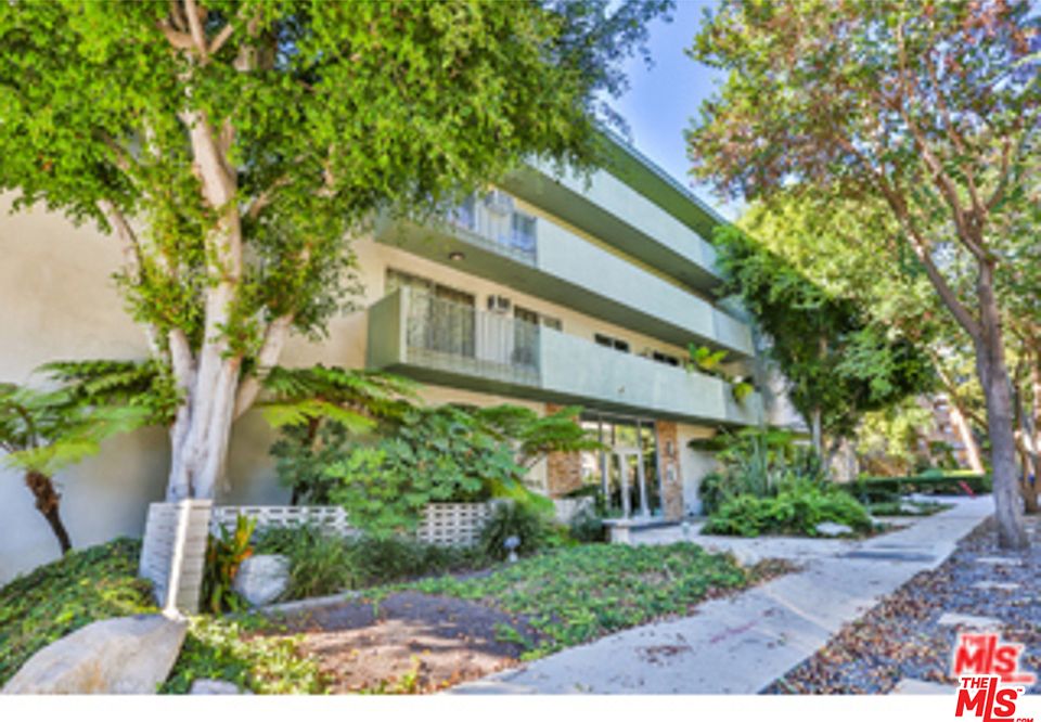 1st image of 645 Westmount Dr APT 207