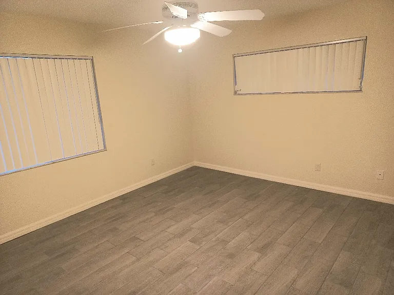 307 Dante Dr — Photo 13