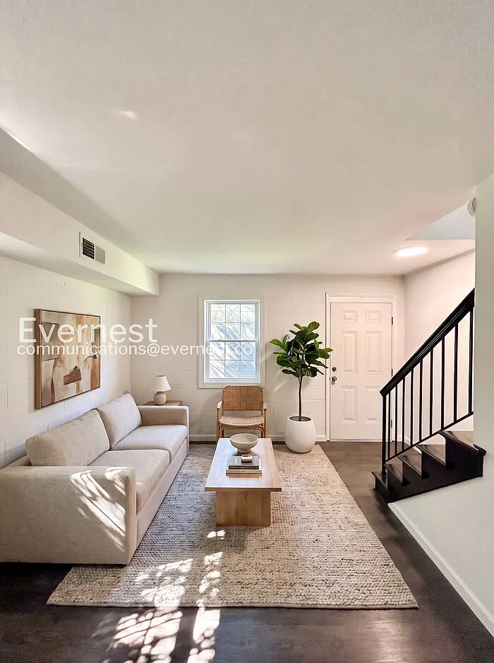 2 bed, 1.0 bath, 840 sqft, $1,595 — Photo 3
