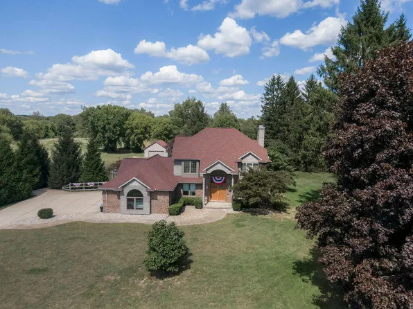 6075 K Dr S, East Leroy, MI 49051
