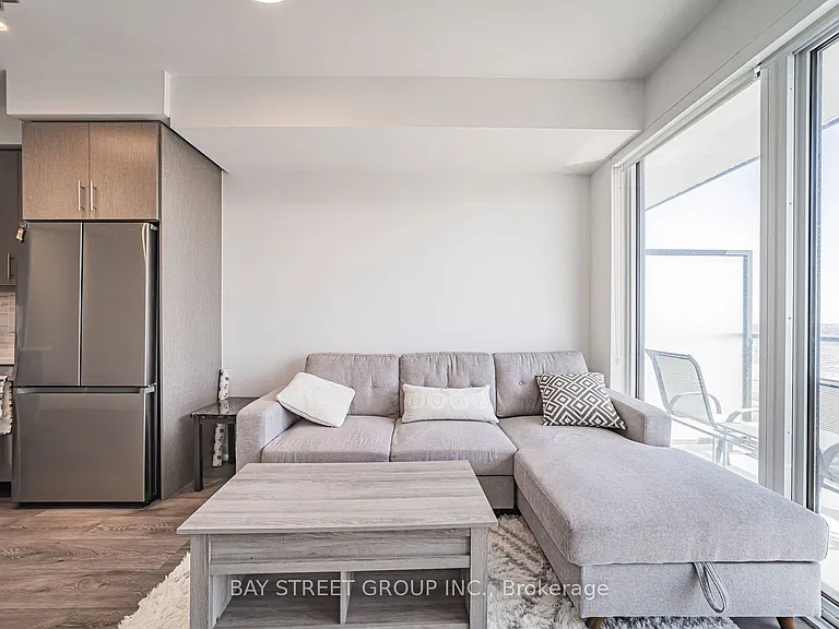 105 Oneida Cres #2509 — Photo 24