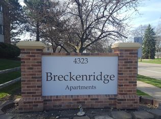 4530 N Division St APT 101E, Davenport, IA 52806