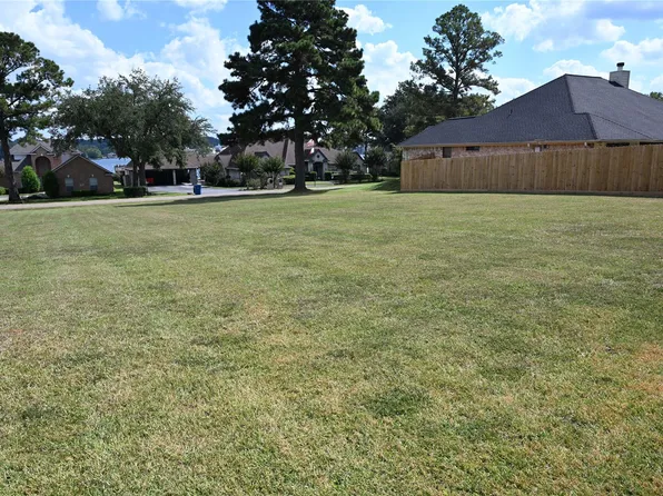 0 E Shore Dr, Willis, TX 77318
