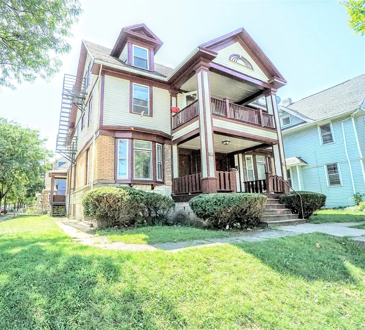 163-165 Leighton — Photo 4