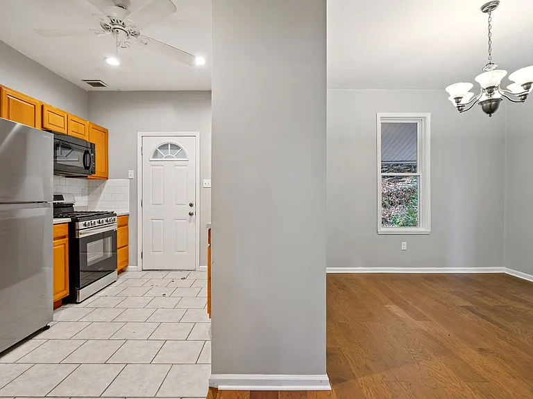 410 Lorenz Ave — Photo 5