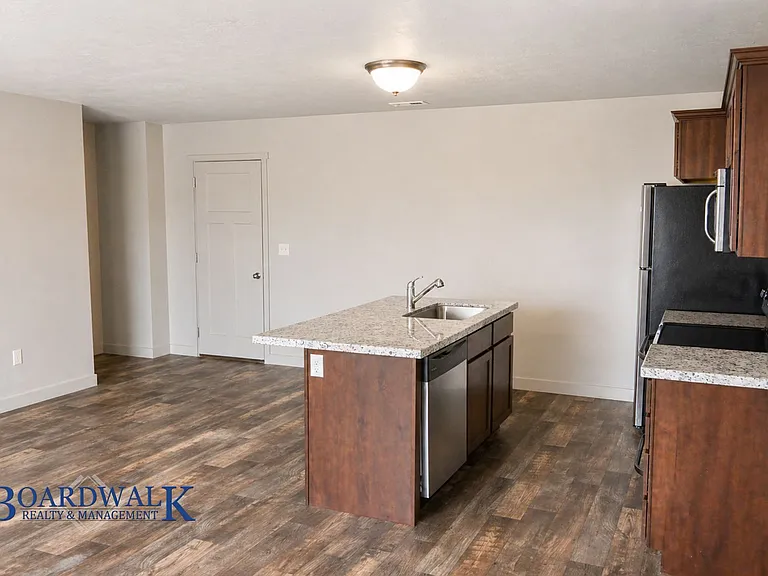 14388 S Ferndale Way — Photo 4