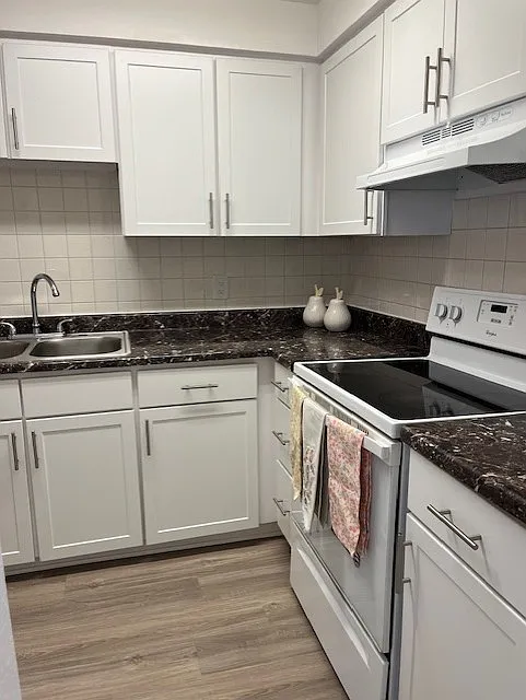 Orchard Glen Apartments