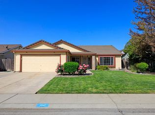 1841 Sugar Maple Way, Hughson, CA 95326