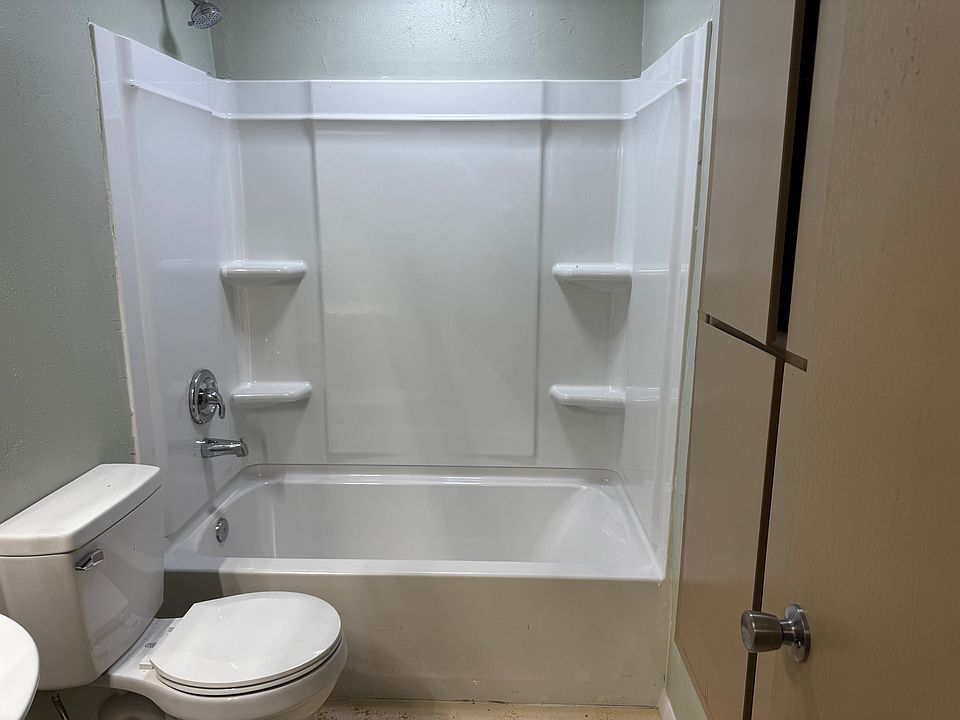 1st image of 3249 E Monte Vista Dr #3249