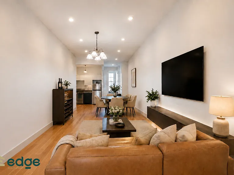 1358 De Kalb Ave #1L — Photo 2