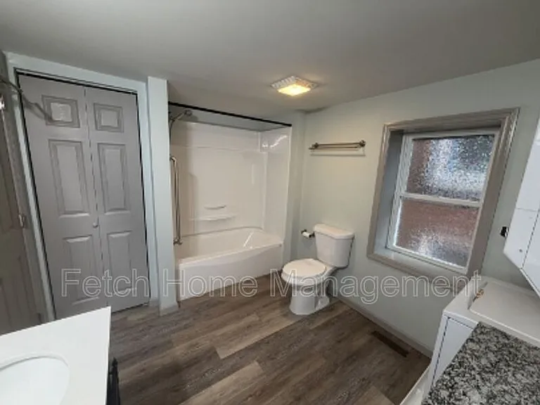 34 N Lee St — Photo 20