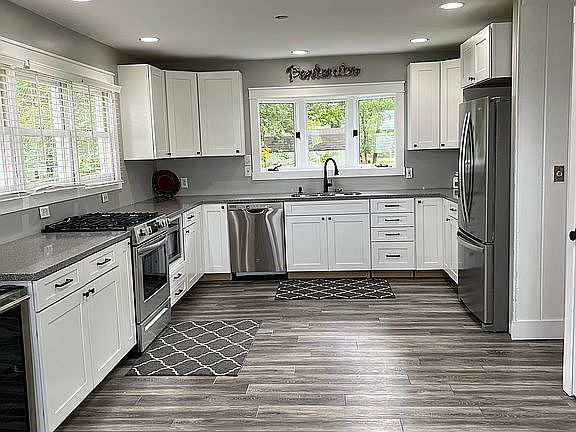 5th image of 7449 S Harbor Dr