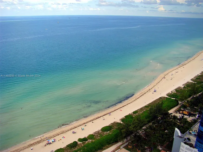 6365 Collins Ave #3407 — Photo 2