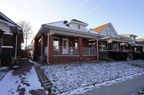 1529 Elsmere Ave Photo 1