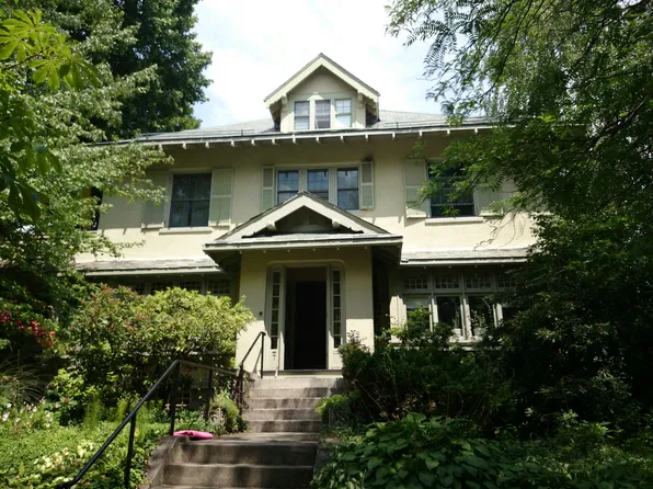 7 Windsor Rd, Brookline, MA 02445