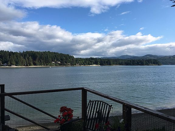 Lovely eld inlet waterfront 