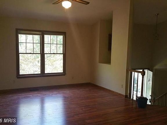3rd image of 11802 Bleasdell Dr