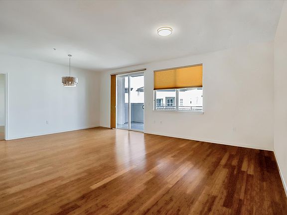 5th image of 809 Auzerais Ave Unit 420