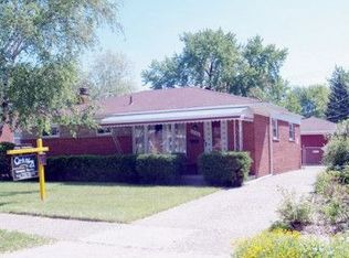 8568 Sanford Dr, Westland, MI 48185