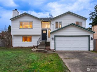 5501 34th Street Loop NE, Tacoma, WA 98422