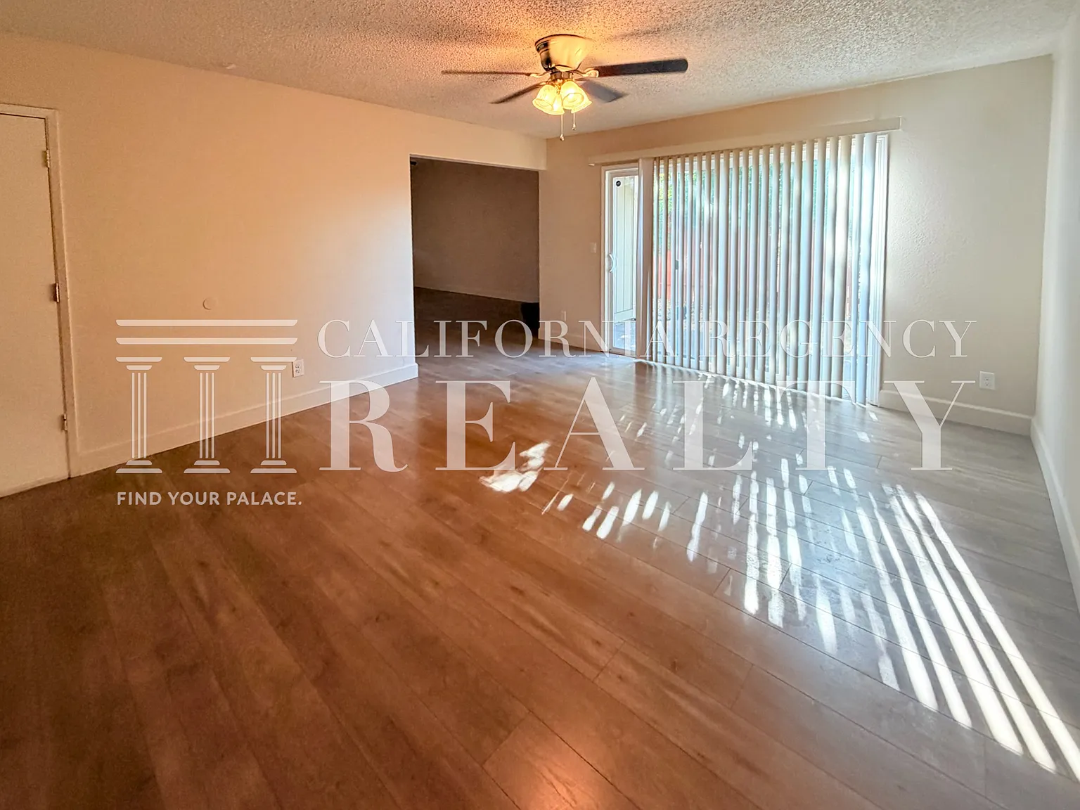 2 bed, 1095 sqft, $2,085 — Photo 2