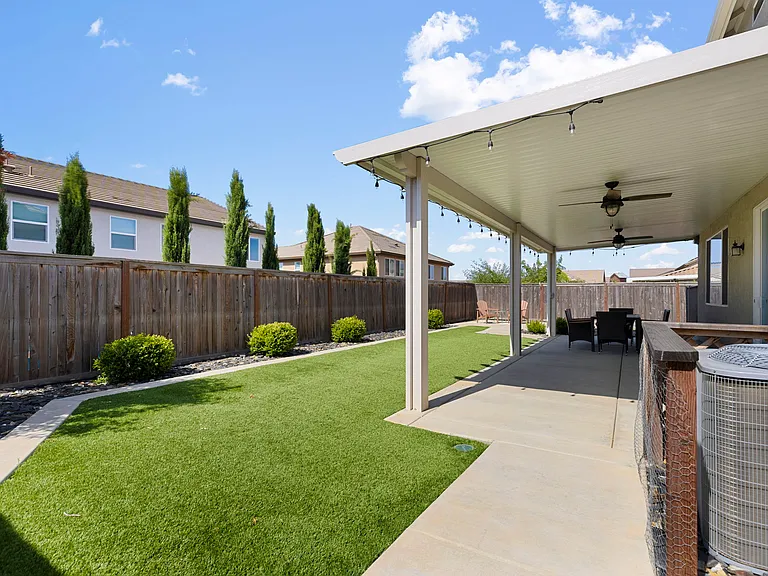 5303 Canter Ln — Photo 47