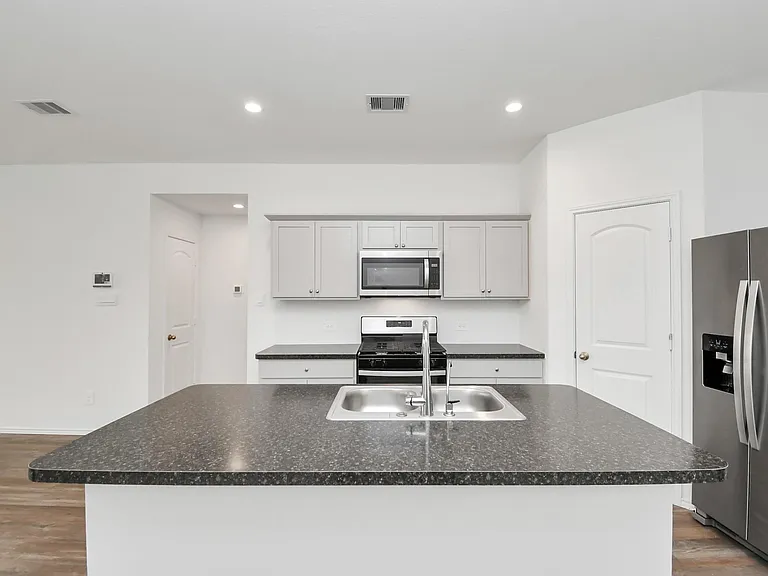24430 Elmwood Falls Dr — Photo 8