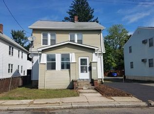 17 Dineen St, Springfield, MA 01104