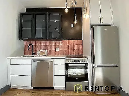 Rented by Rentopia | media 12