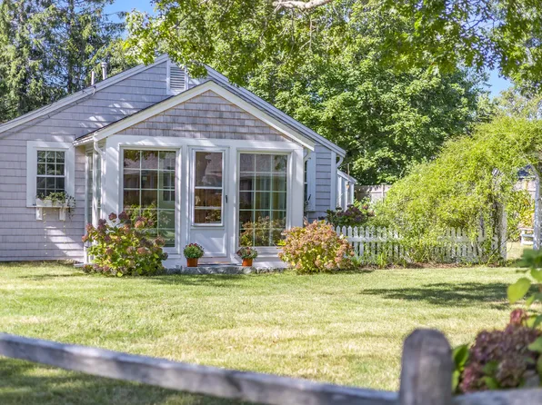 27 Wilfin Road, South Yarmouth, MA 02664